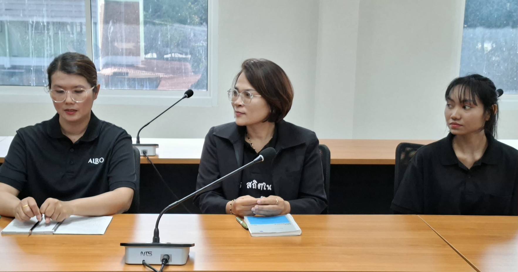 title - ผู้ตรวจราชการ ส.ป.ก. ประชุมตรวจราชการและติดตามความก้าวหน้าผลการดำเนินงานตามแผนการตรวจราชการของผู้ตรวจราชการสำนักงานการปฏิรูปที่ดินเพื่อเกษตรกรรม ประจำปีงบประมาณ พ.ศ. 2569 รอบที่ 1 เขตตรวจราชการที่ 9 จังหวัดจันทบุรี